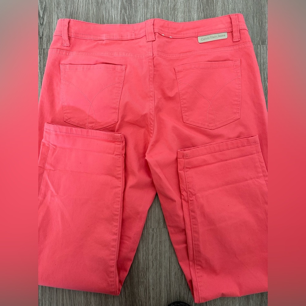 Calvin Klein Peachy Jeans - Picture 2 of 5